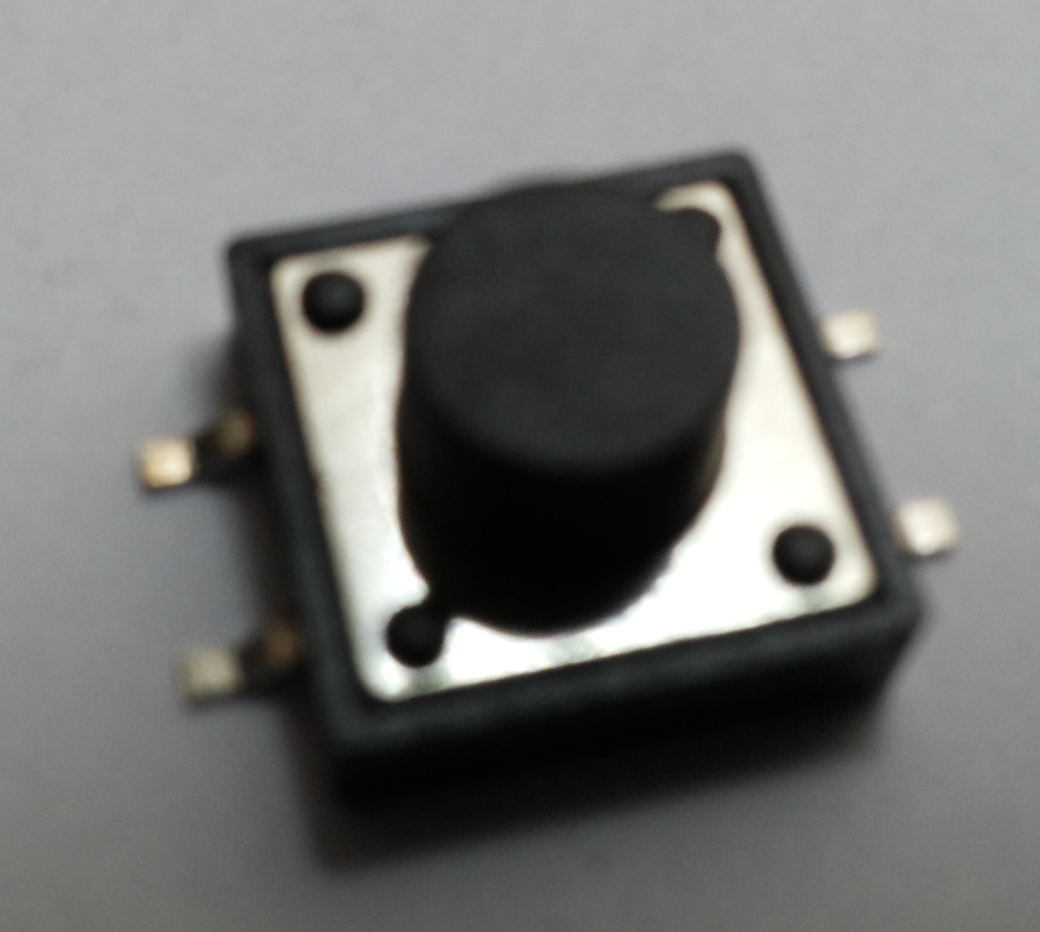 Tactile Switch hitam SMD
